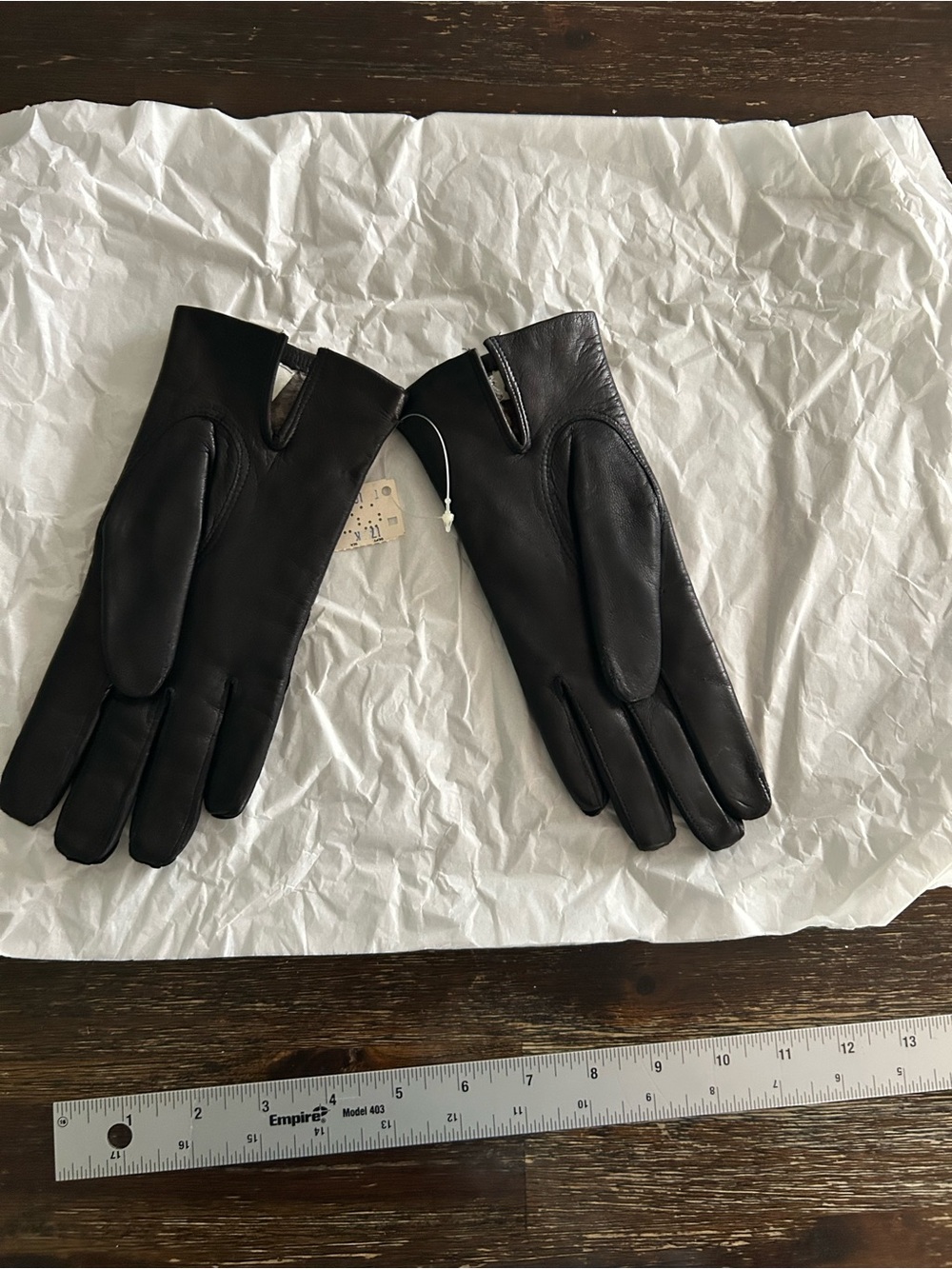 NWT Macy's Marchioness Leather Gloves Made in Italy